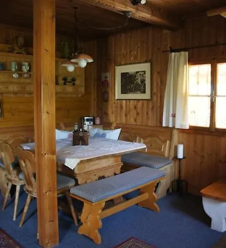 Waldchalet Tulfes Nyaraló *